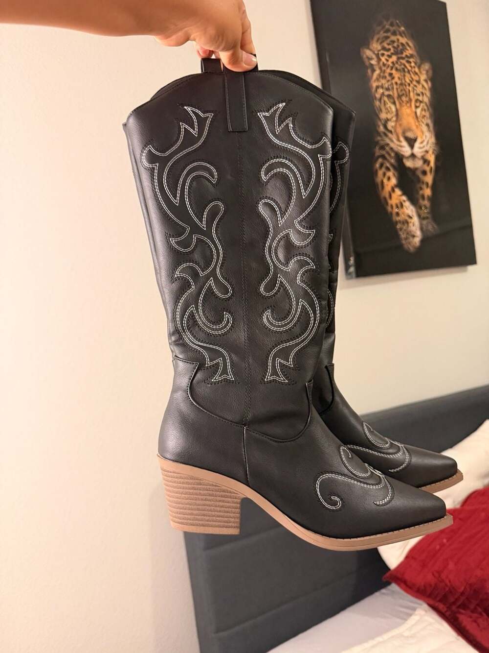 Unbranded Embroidered Western Cowboy Boots Size 38 Black Block Heel